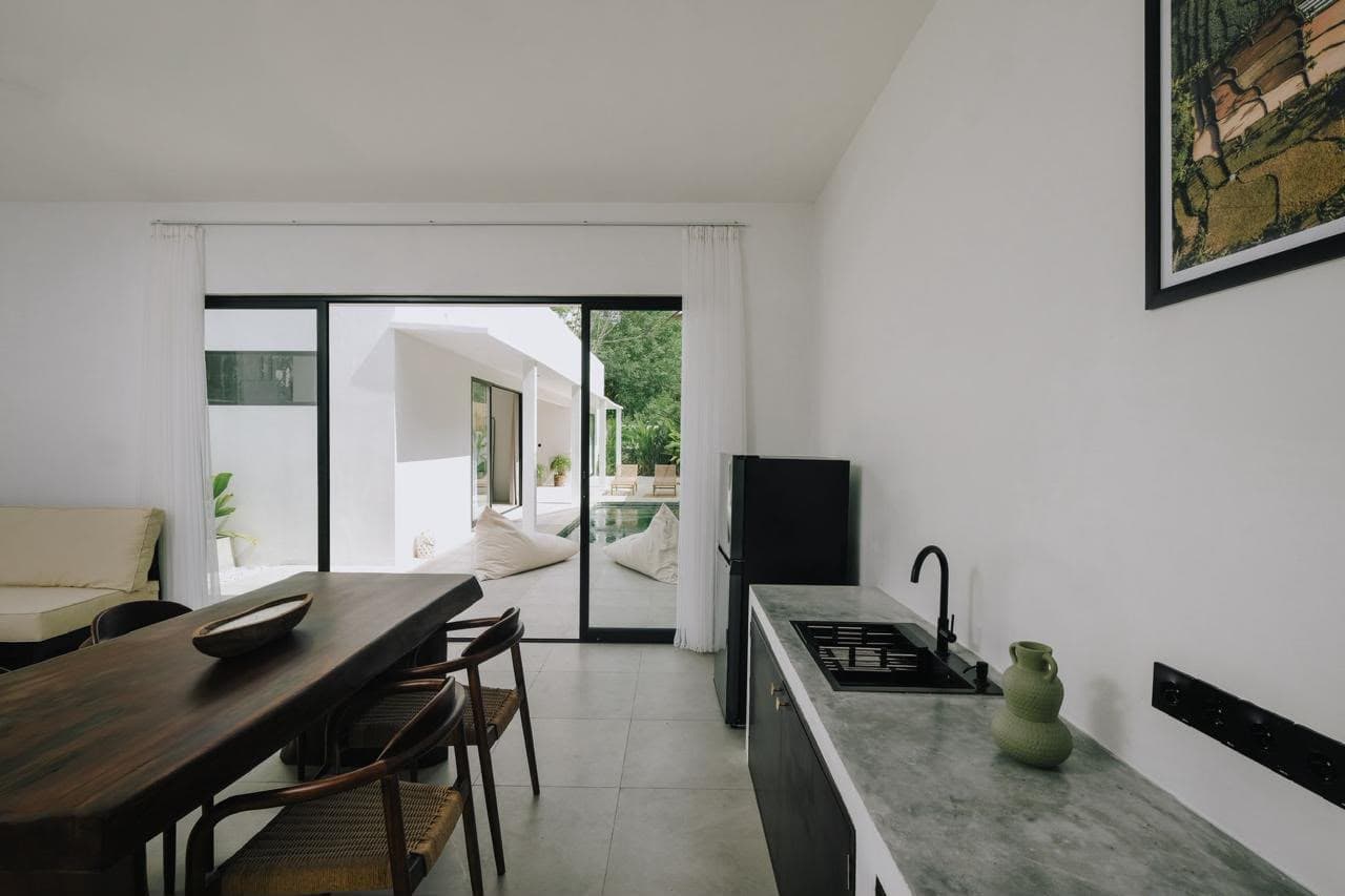2-bedroom villa for sale in Baturiti, Kuta, Lombok