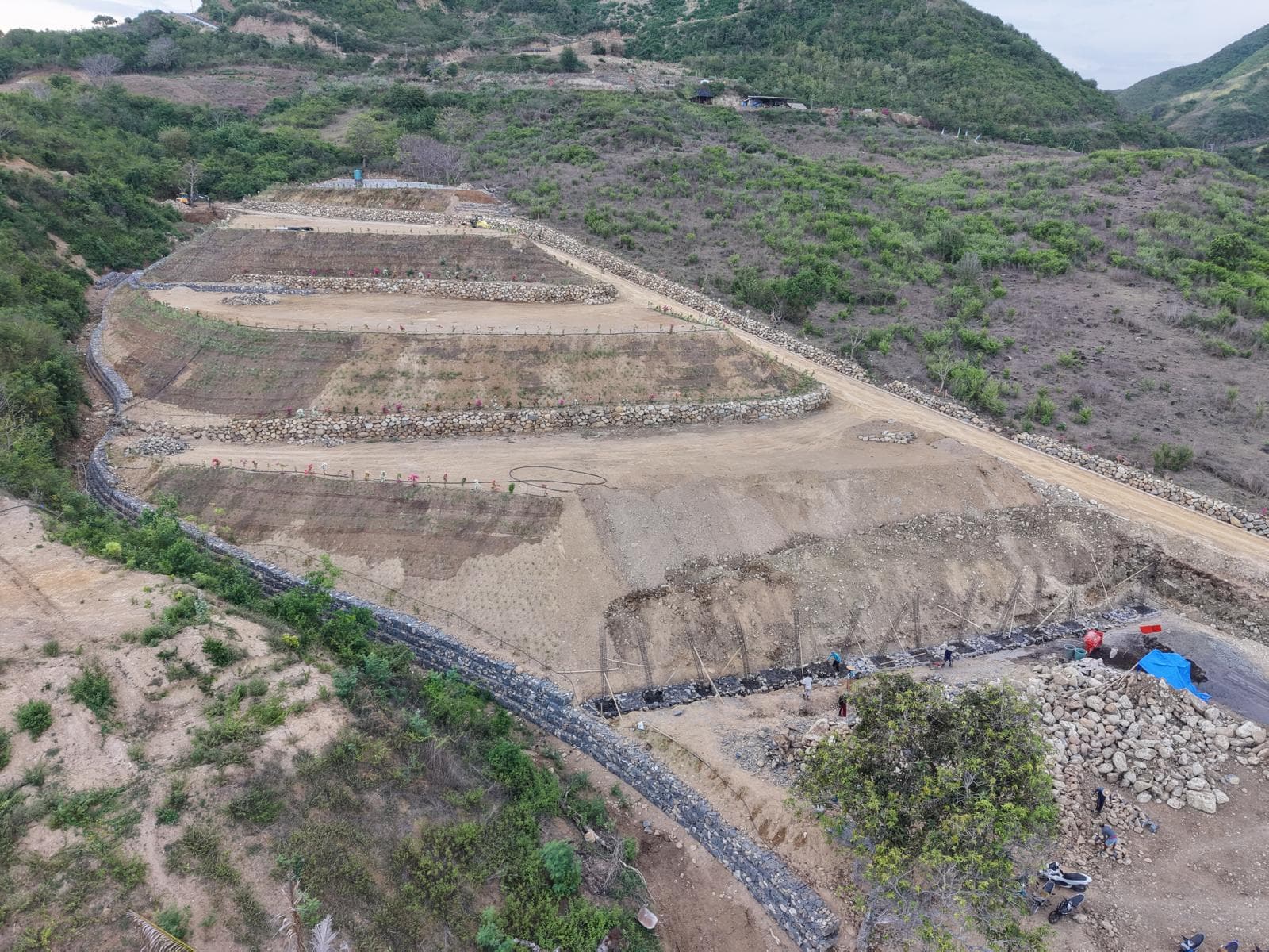 Tampah Elements: view plots near Selong Belanak