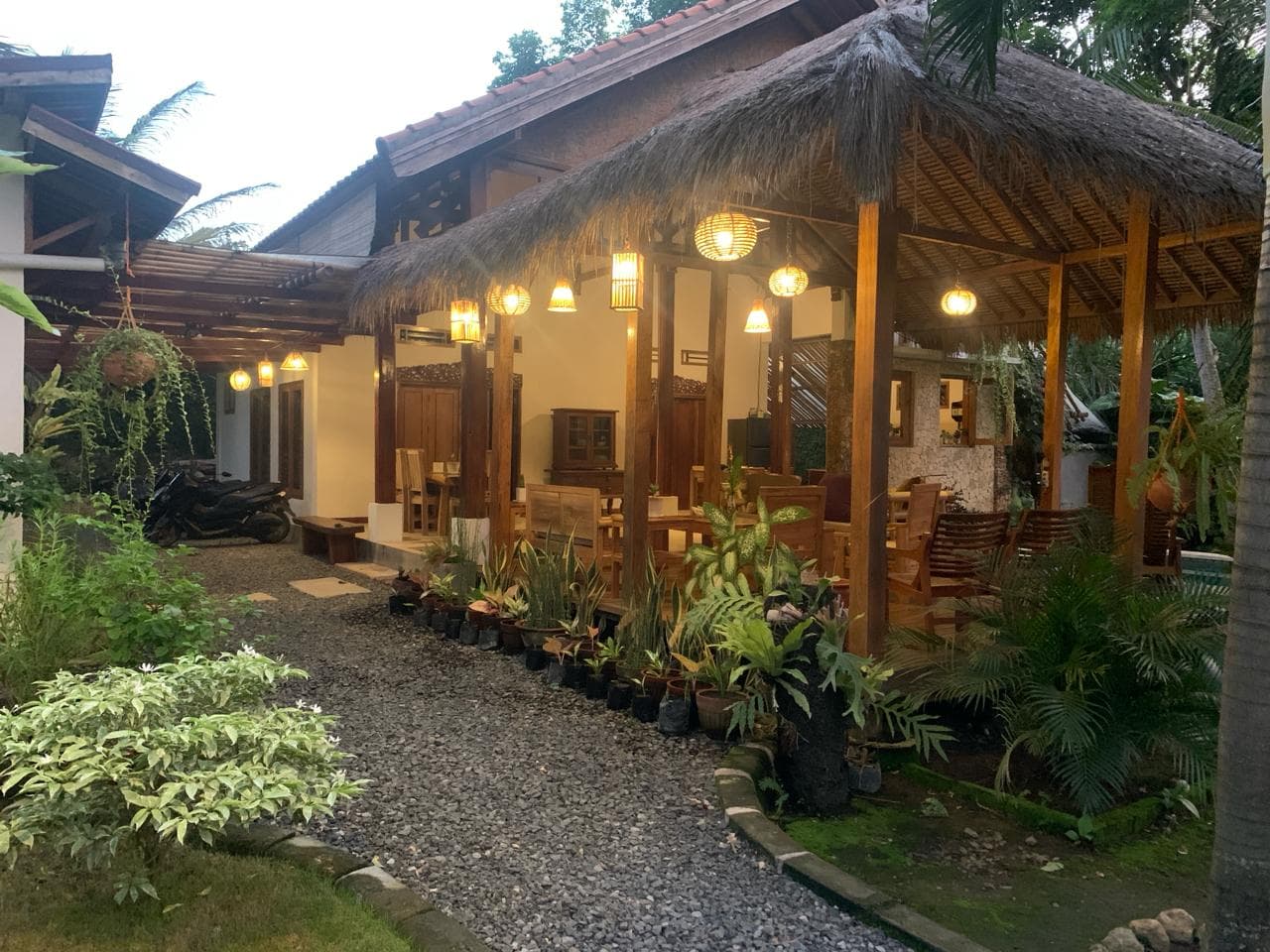 Villa Jack: 2-bedroom villa with private pool in central Kuta, Lombok