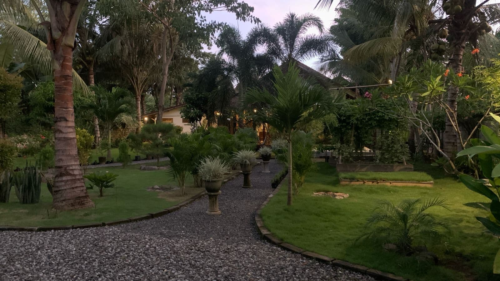 Villa Jack: 2-bedroom villa with private pool in central Kuta, Lombok