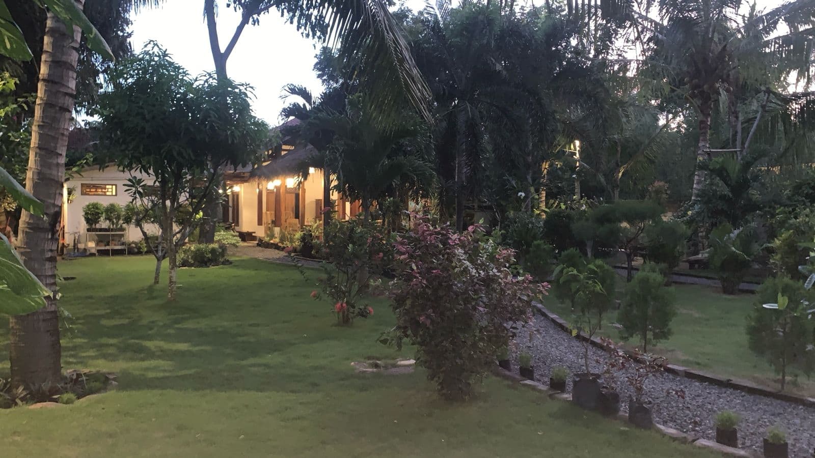 Villa Jack: 2-bedroom villa with private pool in central Kuta, Lombok