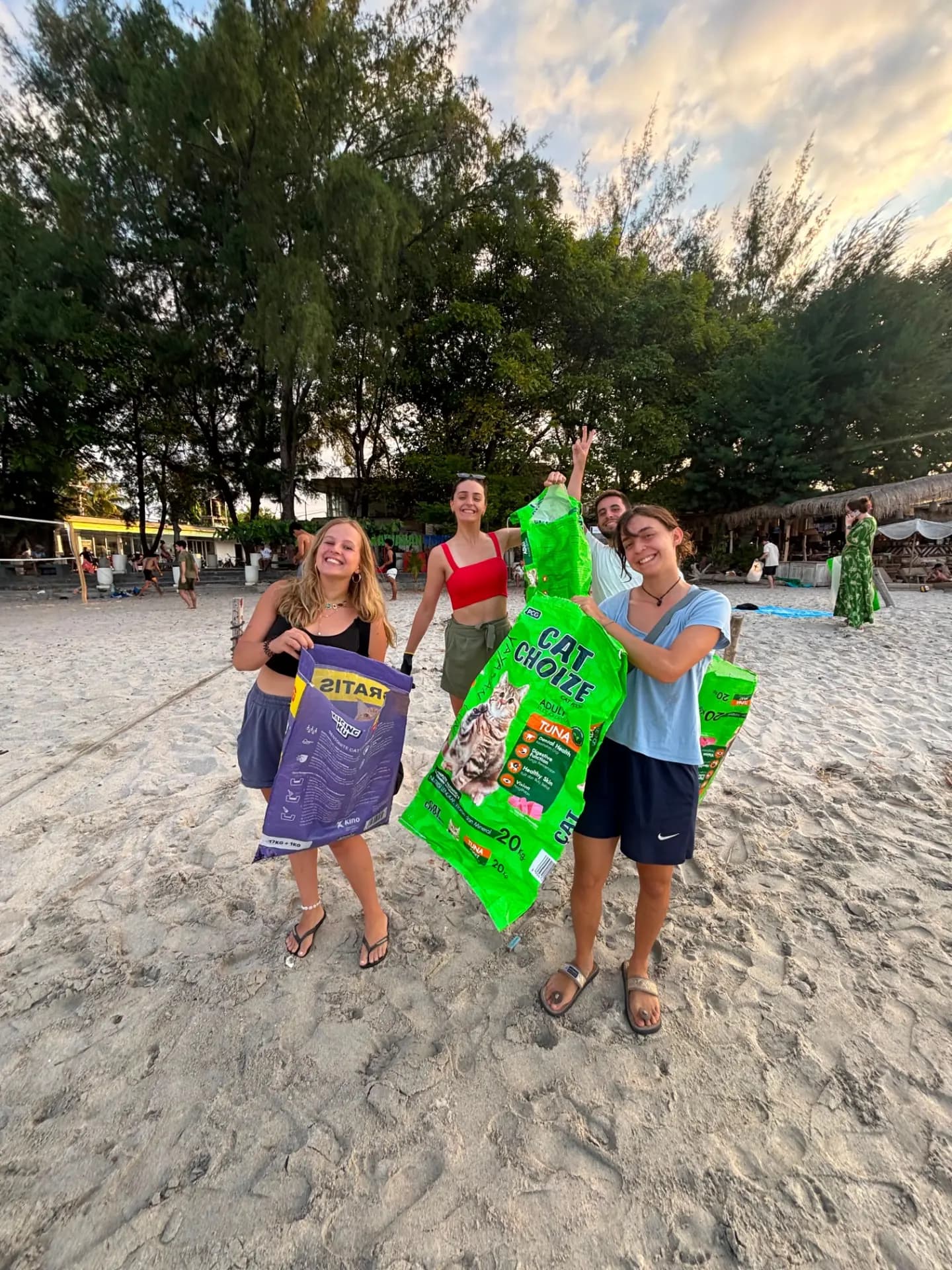 Debris Free Friday at Cocana Resort