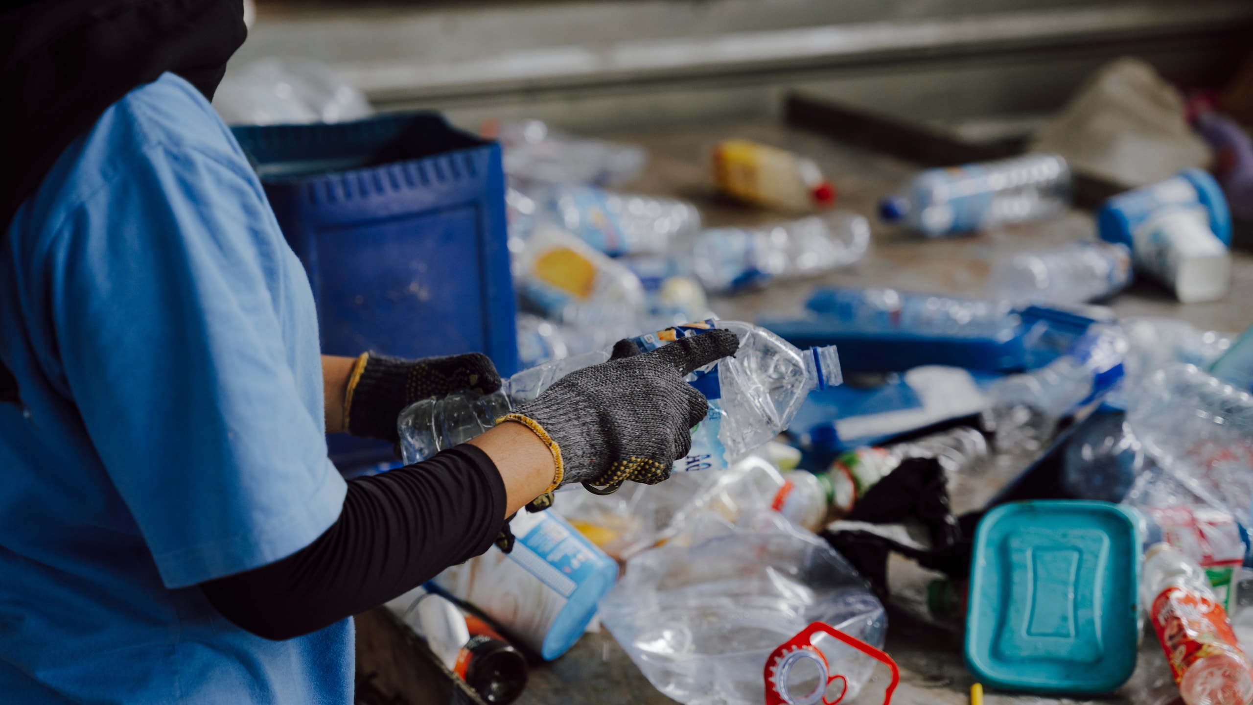 Plastic bottle waste collection as raw material for the Honest Made recycling initiative in Lombok.