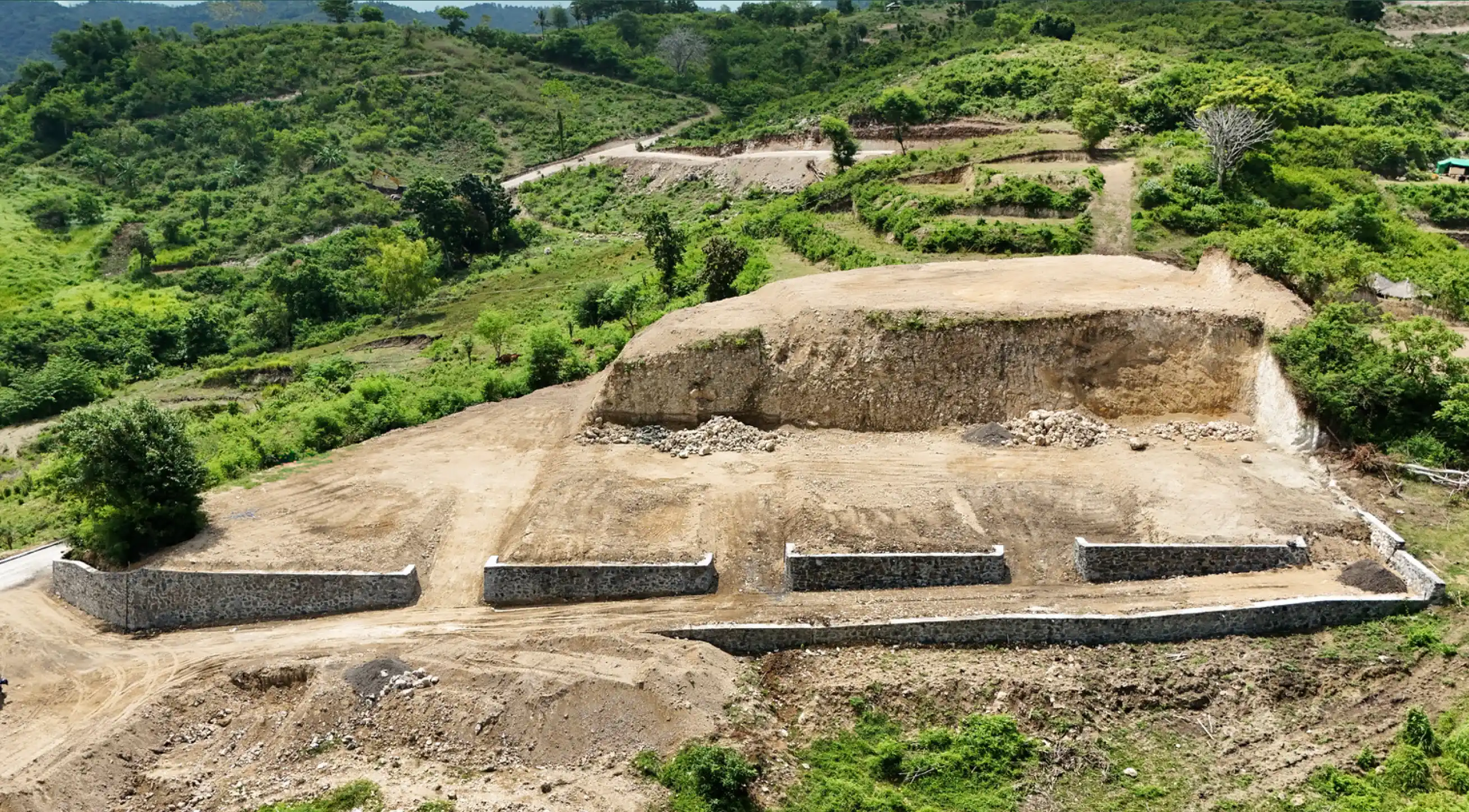 Ratna Hill: land for sale above Areguling Bay, near Kuta Lombok